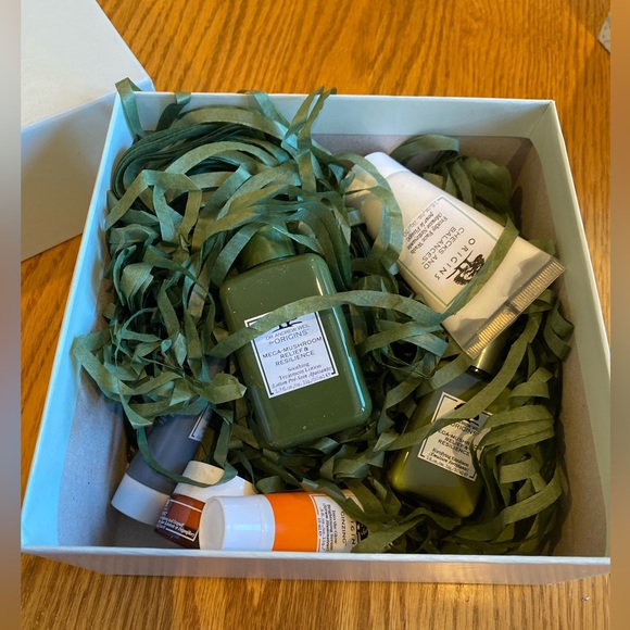 Origins Fantastic Favorites - Picture 3 of 3